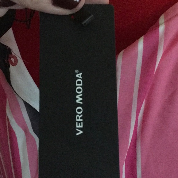 Dress, - Picture 3 of 5